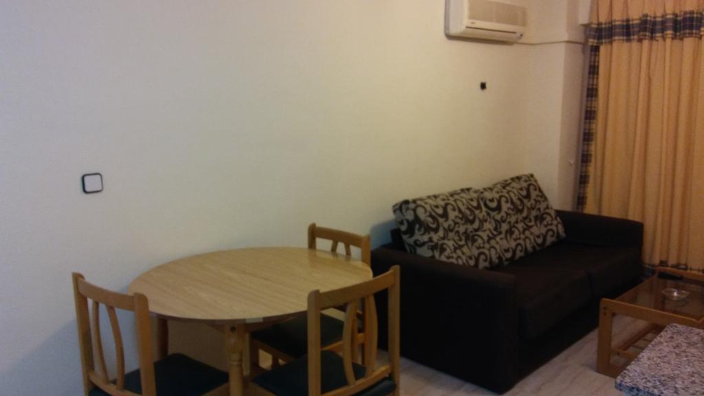 Apartamentos Olympia Center La Manga del Mar Menor Dış mekan fotoğraf